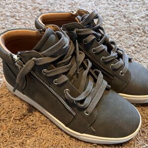 DV by Dolce Vita High-top Sneakers.